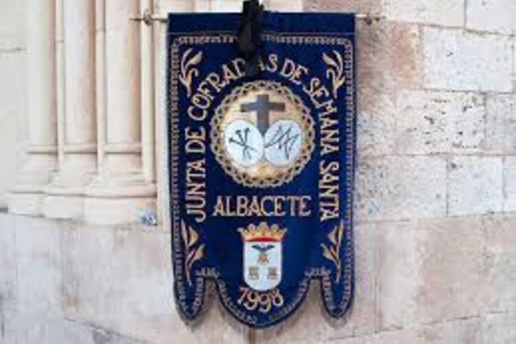 La Junta de Cofradías de Albacete reúne al pleno con la  vista puesta en la Semana Santa 2021 y el recuerdo a los cofrades difuntos